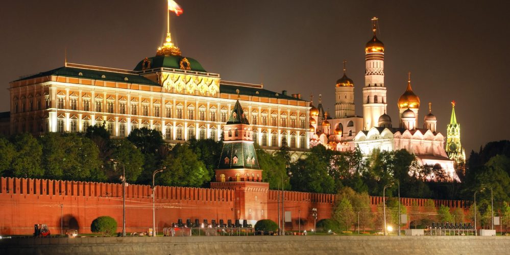 moscow-kremlin-russia-night-grand-kremlin-palace-kremlin